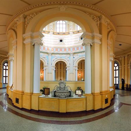 Zdroj Wojciech Aparthotel Ladek-Zdroj Ngoại thất bức ảnh