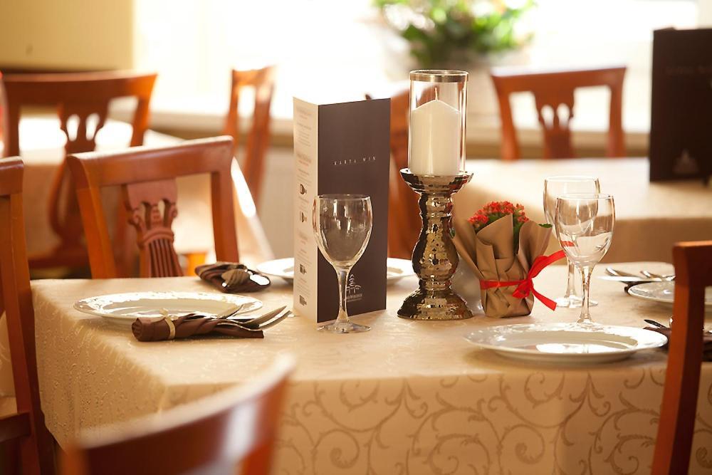 Zdroj Wojciech Aparthotel Ladek-Zdroj Ngoại thất bức ảnh